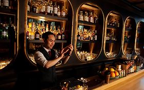 MUU Bangkok, Kleine Luxe Hotels van de Wereld